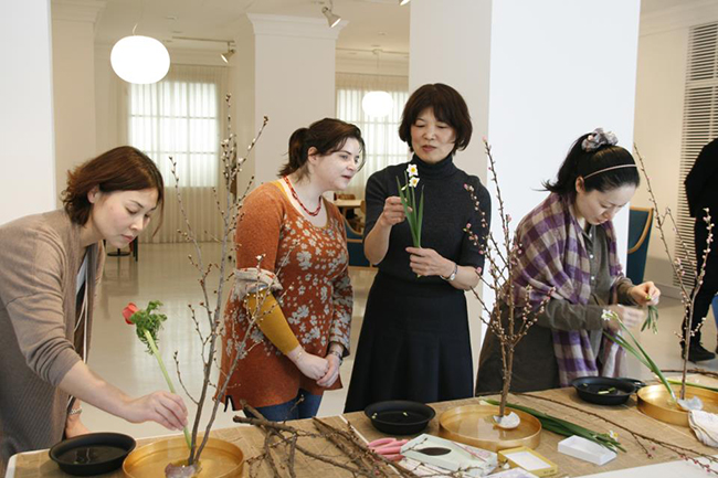 Ikebana workshop at Arts Chiyoda 3331